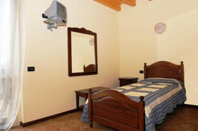 Agriturismo Parco Del Chiese Bedizzole Oda fotoğraf