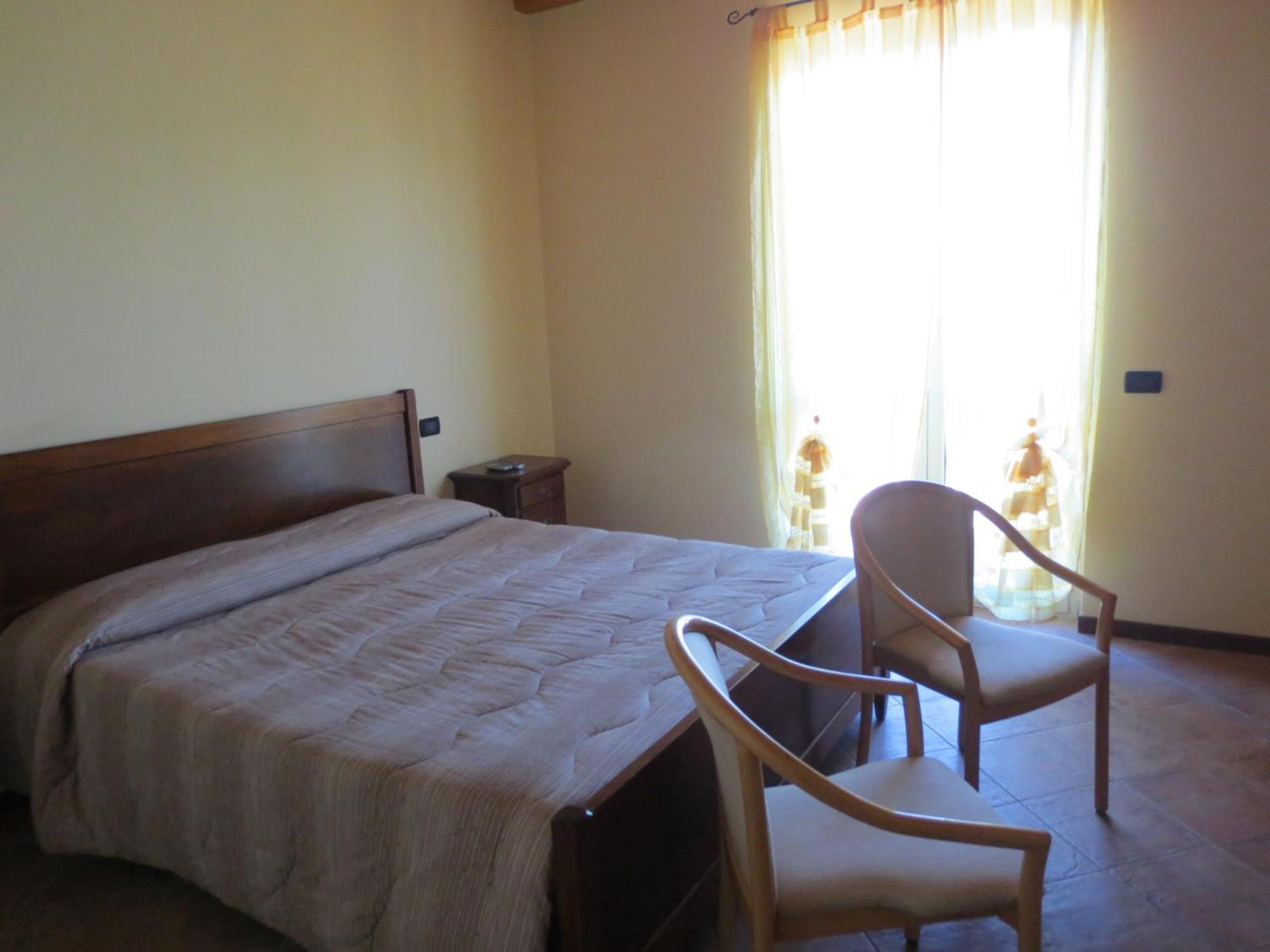 Agriturismo Parco Del Chiese Bedizzole Oda fotoğraf